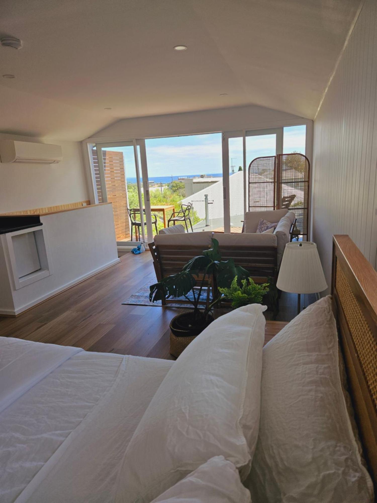 By The Seaside Hotel Mornington Luaran gambar